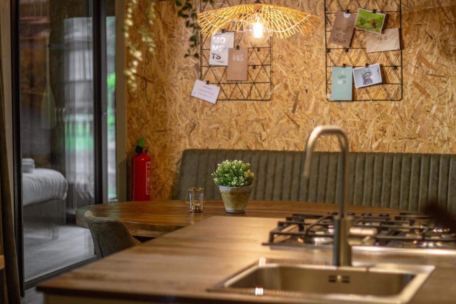Wellness In The Woods - 4P Tinyhouse Met Prive Sauna & Hottub Diessen Εξωτερικό φωτογραφία